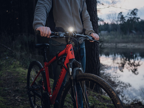 Latarka Armytek Wizard C2 WG Magnet USB / Ciepły & Zielony