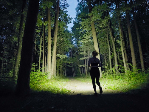 Latarka Armytek Wizard C2 Pro Max LR / Biały