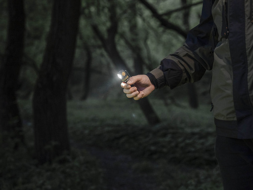 Latarka Armytek Elf C2 / Ciepły