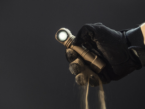 Latarka Armytek Wizard C2 Pro Sand / Biały