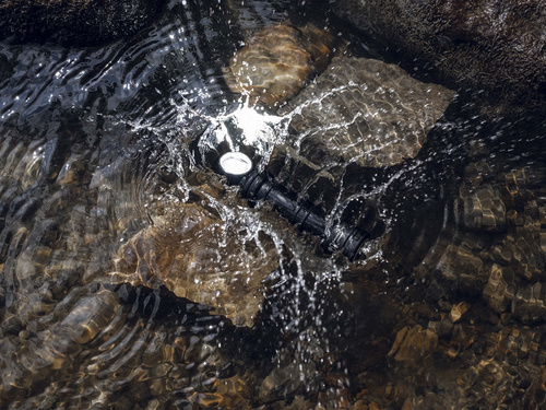 Latarka Armytek Wizard C2 Pro Max LR / Biały