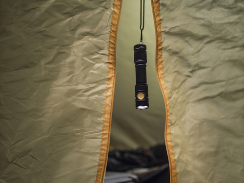 Latarka Armytek Partner C2 Magnet USB / Ciepły